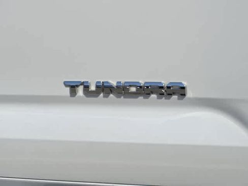 Used 2023 Toyota Tundra Limited w/ Power Package RWD image 9