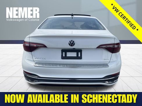Certified 2023 Volkswagen Jetta SEL FWD image 4