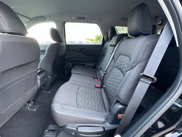Certified 2025 Nissan Pathfinder SV AWD/4WD image 25