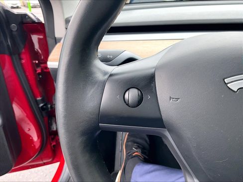 Used 2018 Tesla Model 3 Long Range image 17