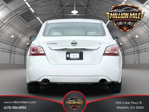 Used 2015 Nissan Altima 2.5 S w/ Power Driver Seat Package FWD image 4