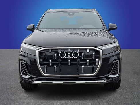 Used 2025 Audi Q7 3.0T Premium Plus AWD/4WD image 2
