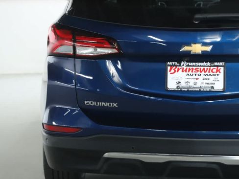 Used 2022 Chevrolet Equinox Premier AWD/4WD image 44