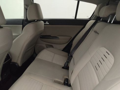 Used 2022 Kia Sportage LX w/ LX AWD Value Edition Package image 18