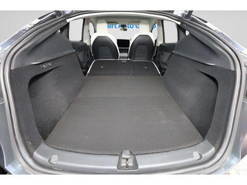 Used 2023 Tesla Model Y Long Range AWD/4WD image 39