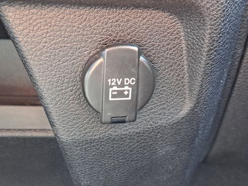 Used 2014 RAM 2500 Tradesman w/ Chrome Appearance Group image 28