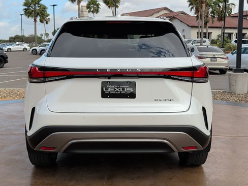 Used 2024 Lexus RX 350 w/ Convenience Package image 3