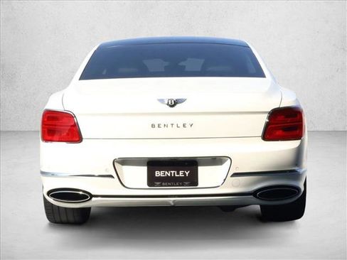 Used 2021 Bentley Flying Spur W12 AWD/4WD image 11