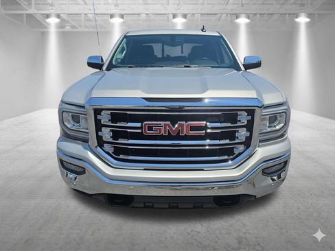 Used 2018 GMC Sierra 1500 SLT w/ SLT Premium Package AWD/4WD image 9