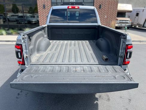 Used 2024 RAM 2500 Laramie w/ Night Edition AWD/4WD image 32