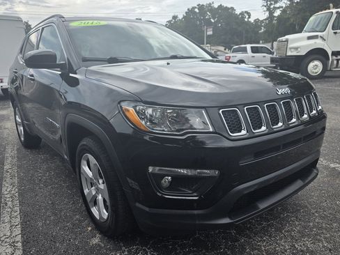 Used 2018 Jeep Compass Latitude image 9