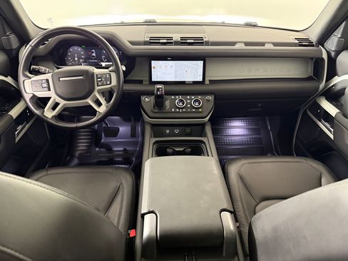 Used 2024 Land Rover Defender 110 S image 14