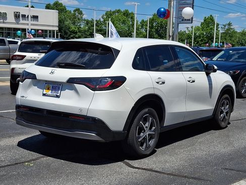 Used 2024 Honda HR-V EX-L image 4
