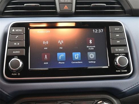 New 2025 Nissan Versa SV w/ Trunk Package image 3