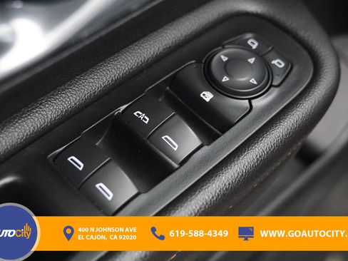 Used 2018 GMC Terrain SLE w/ Driver Convenience Package FWD image 18