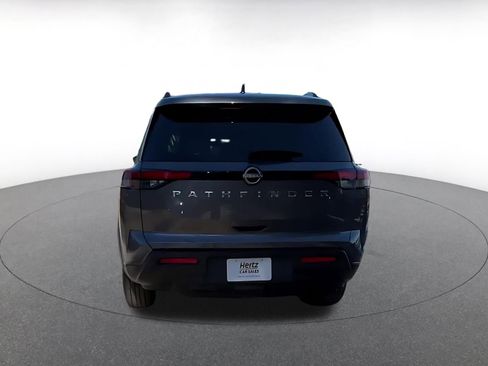 Used 2025 Nissan Pathfinder SV image 12