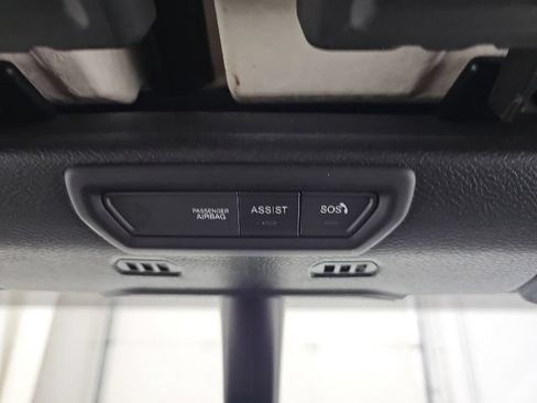 Used 2020 Jeep Wrangler Unlimited Sahara AWD/4WD image 26