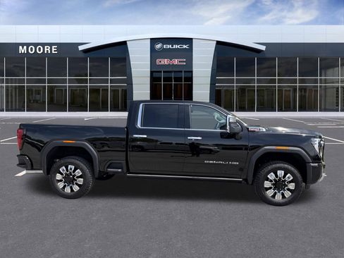 New 2026 GMC Sierra 2500 Denali w/ Denali Reserve Package AWD/4WD image 2