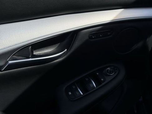 Used 2019 INFINITI QX50 Essential w/ Premium Heat Package image 23