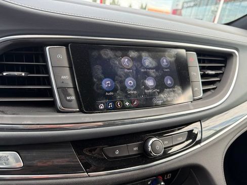 Used 2024 Buick Enclave Essence w/ Technology Package AWD/4WD image 13