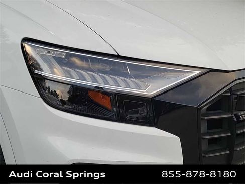 Used 2020 Audi Q8 Prestige w/ Prestige Package image 15