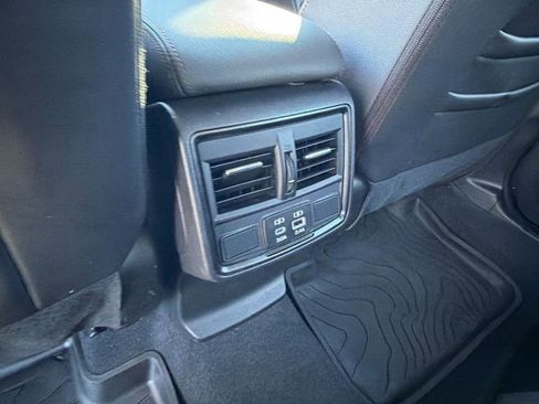 Used 2025 Subaru Forester Sport image 17