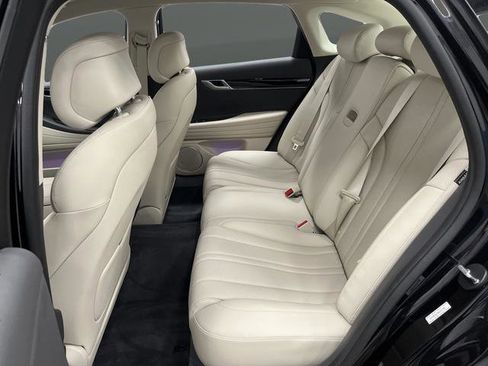 Used 2024 Genesis G80 2.5T image 27