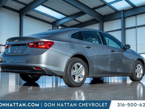 Used 2024 Chevrolet Malibu LT image 32