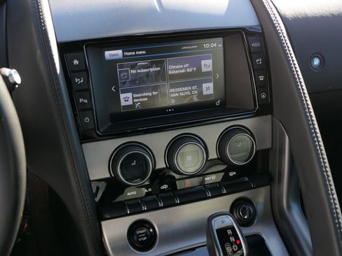 Used 2017 Jaguar F-TYPE Coupe image 20