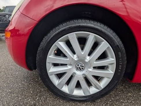 Used 2008 Volkswagen Beetle SE image 17