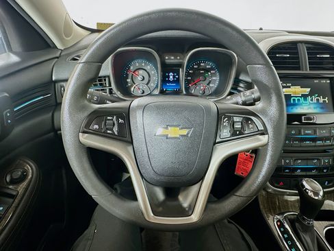 Used 2015 Chevrolet Malibu LT w/ Power Convenience Package FWD image 11