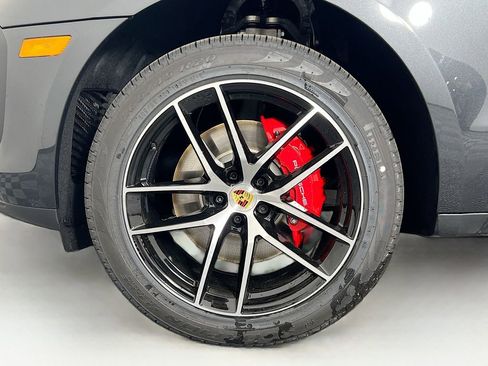 New 2026 Porsche Macan S image 33