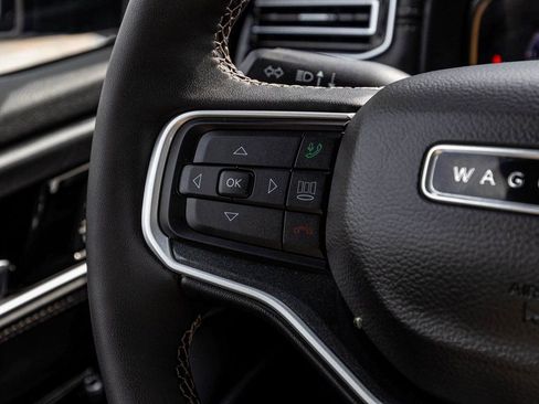 Used 2022 Jeep Wagoneer Series I w/ Premium Group I image 25