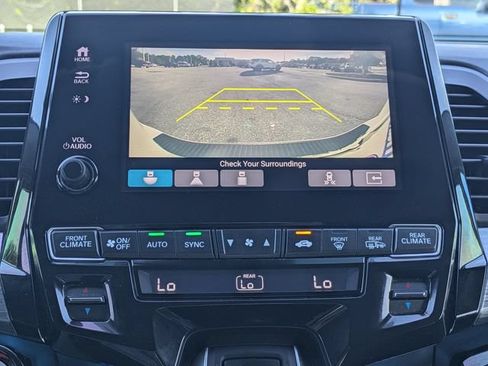 Used 2021 Honda Odyssey Elite image 24