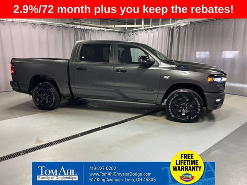 New 2026 RAM 1500 Big Horn w/ Night Edition AWD/4WD image 8