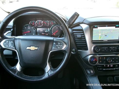 Used 2019 Chevrolet Tahoe LT AWD/4WD image 10