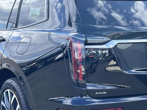 Used 2024 Cadillac XT6 Sport w/ Technology Package AWD/4WD image 13