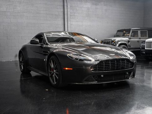 Used 2016 Aston Martin V8 Vantage S RWD image 3