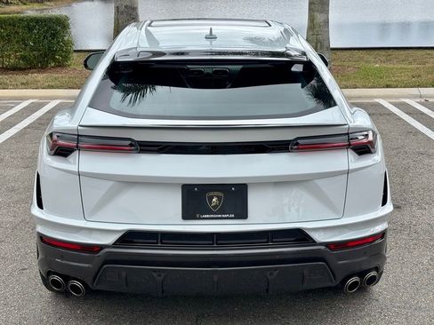 Used 2024 Lamborghini Urus Performante image 7