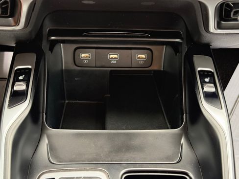 Used 2022 Kia Sorento S AWD/4WD image 19