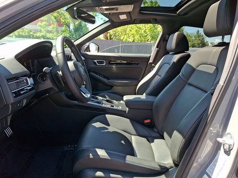 Used 2025 Honda Civic Sport image 14