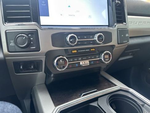 Used 2022 Ford F250 Lariat w/ Chrome Package AWD/4WD image 14