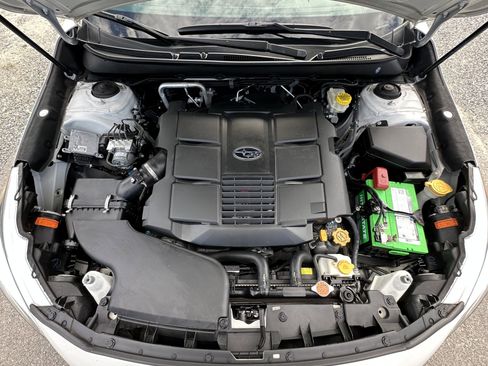 Used 2017 Subaru Outback 3.6R Limited image 21