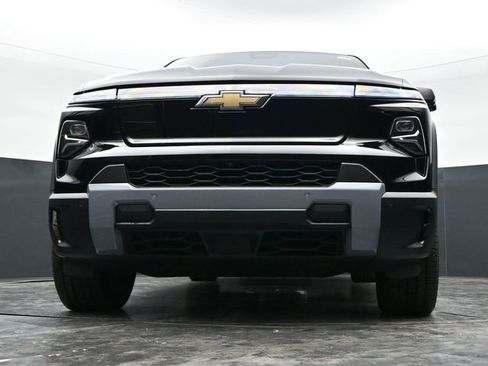 New 2026 Chevrolet Silverado EV LT AWD/4WD image 43
