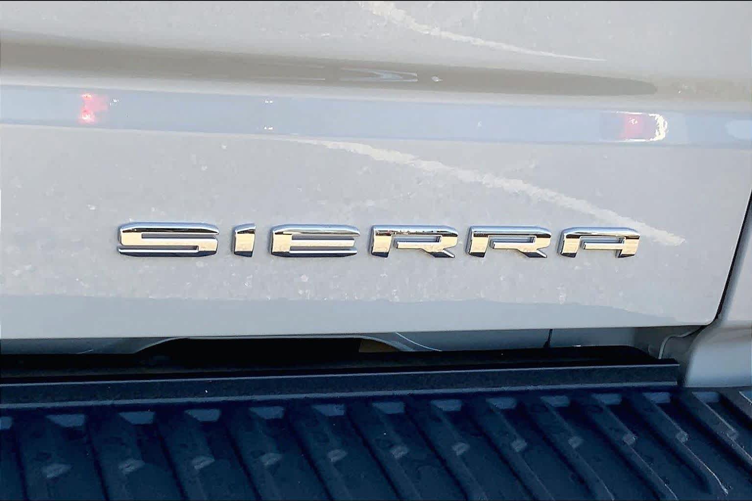 Used 2026 GMC Sierra 1500 Denali AWD/4WD image 9