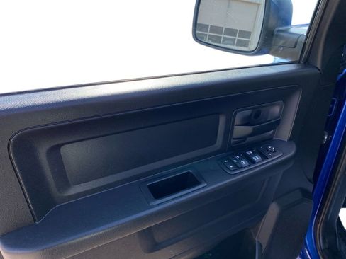 Used 2017 RAM 1500 Express image 11