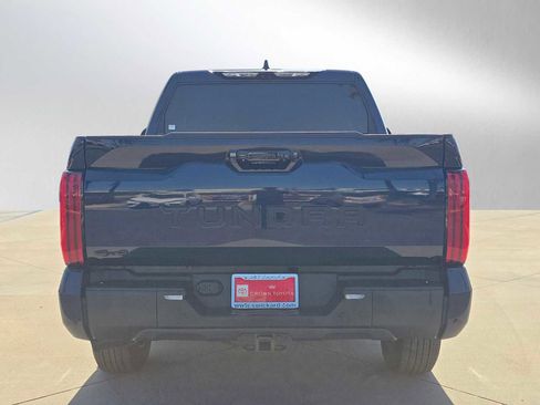 Used 2025 Toyota Tundra Limited AWD/4WD image 4