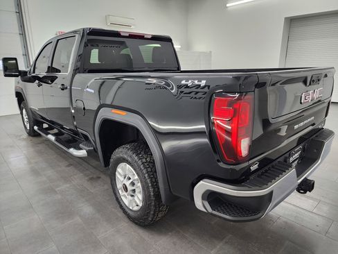 Used 2023 GMC Sierra 2500 SLE w/ SLE Convenience Package image 6