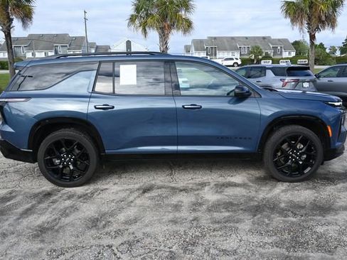 Used 2024 Chevrolet Traverse RS w/ LPO, Floor Liner Package image 6