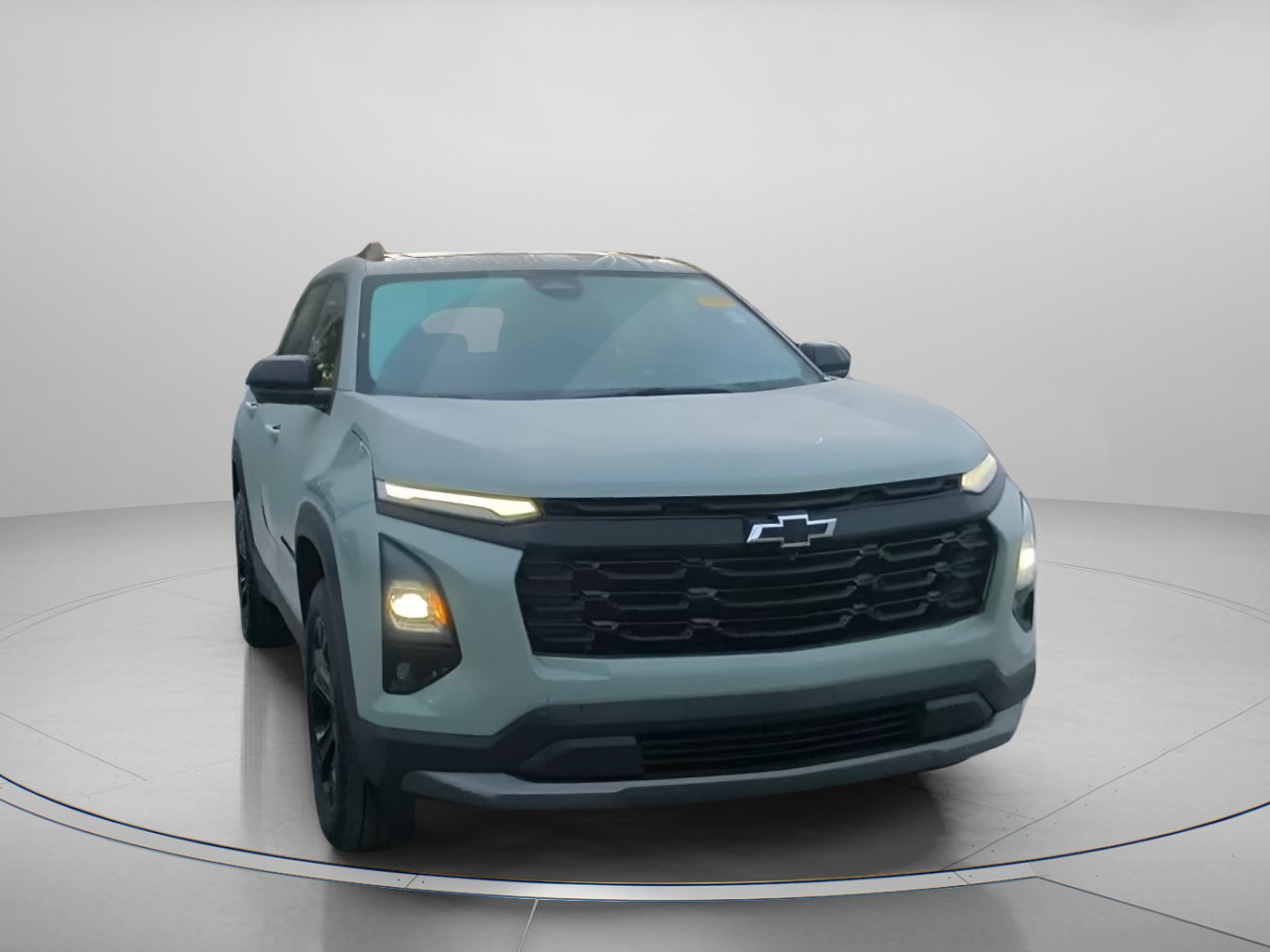 Used 2025 Chevrolet Equinox LT w/ Convenience Package II FWD image 5